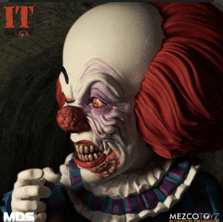 IT (1990): Deluxe Pennywise